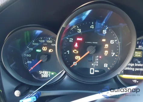 2017 Porsche Macan z USA, uszkodzony, nr VIN WP1AA2A54HLB80910